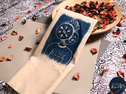 NOSTALGIC FOODIE ON SHORT HANDLE TOTEBAG